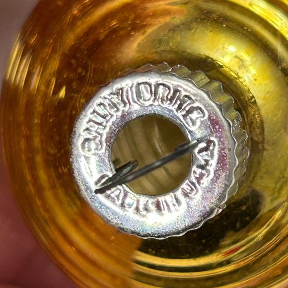 Set of 7 vintage Christmas ornaments Mix, 2 of them shiny bright. - Picture 4 of 11